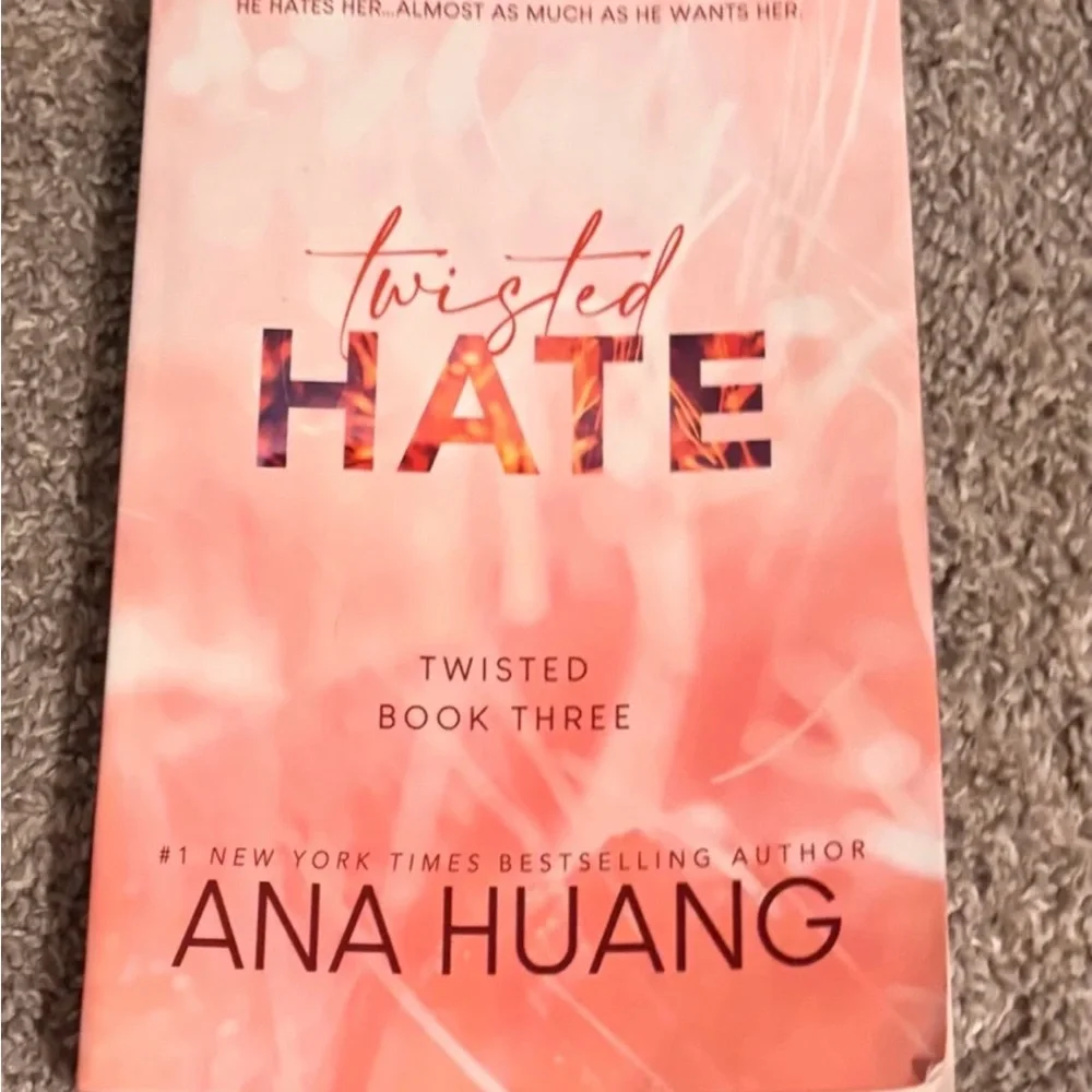 Twisted Series by Ana Huang - Picture 7 of 10